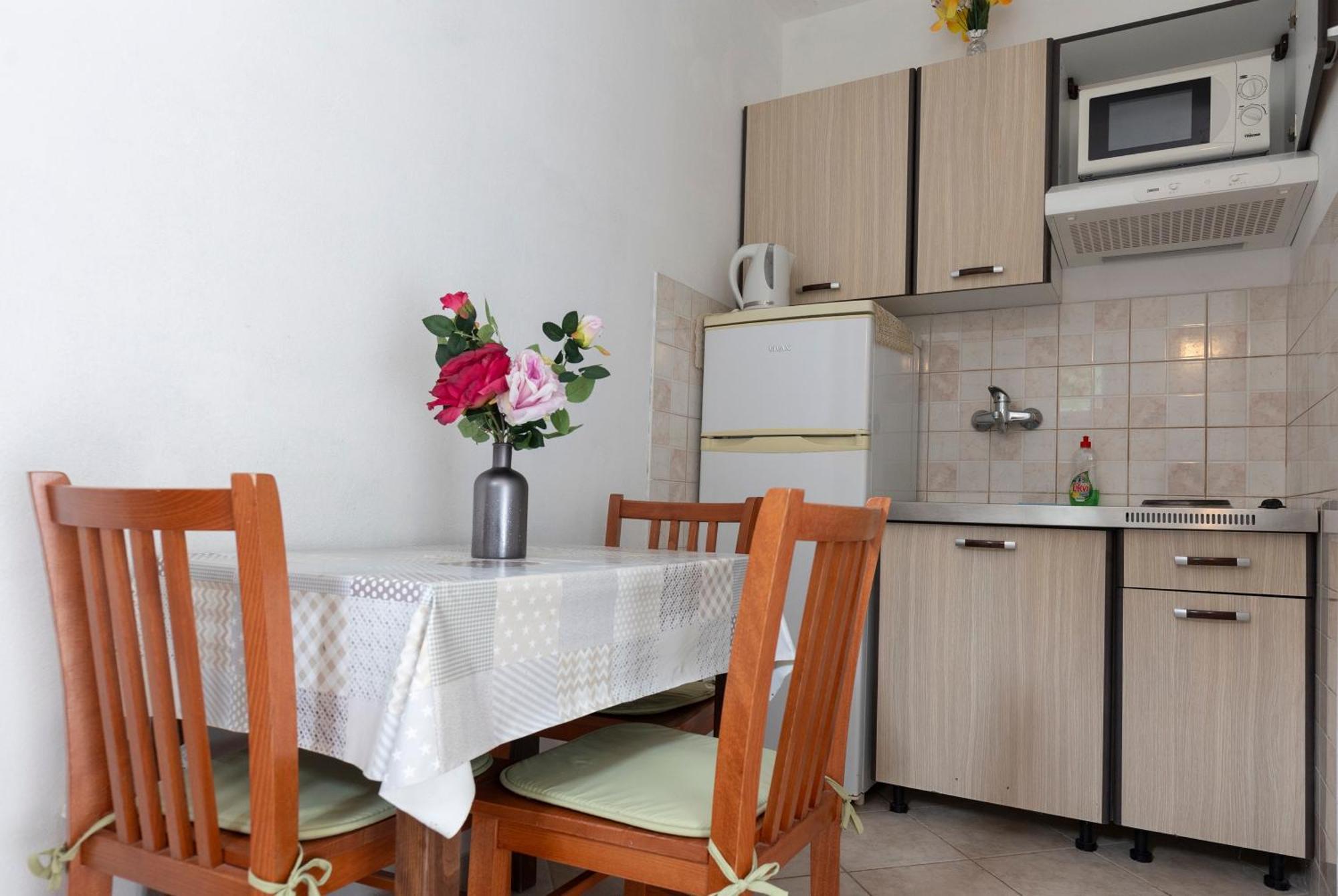 Apartments By The Sea Zuronja, Peljesac - 10137 Brijesta Dış mekan fotoğraf