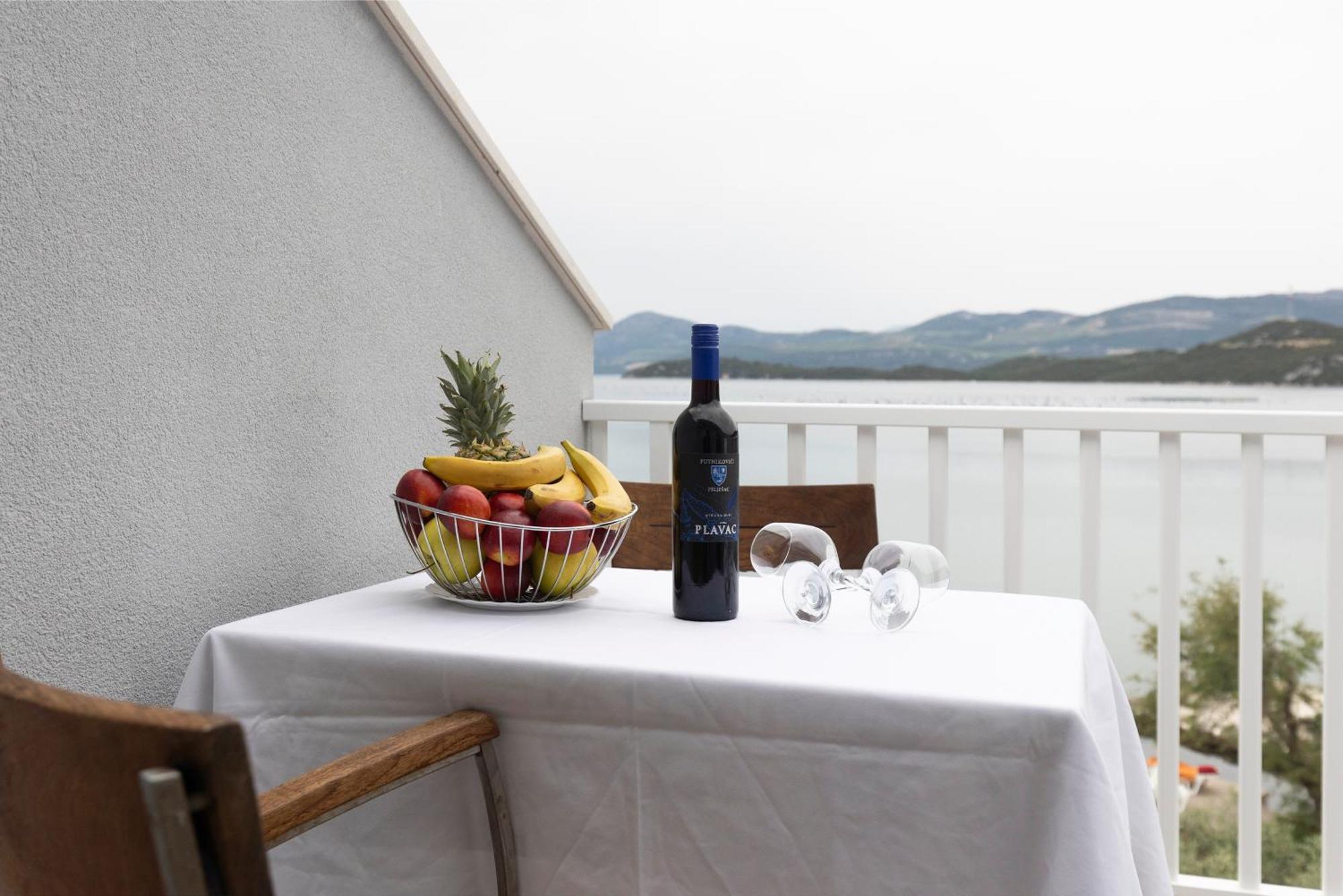 Apartments By The Sea Zuronja, Peljesac - 10137 Brijesta Dış mekan fotoğraf